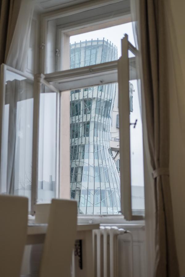 Apartments Resslova By The Dancing House 프라하 외부 사진