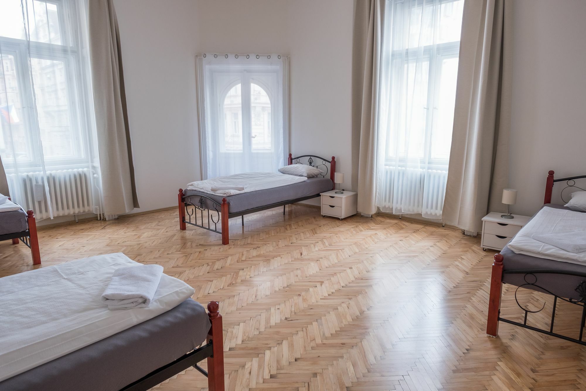 Apartments Resslova By The Dancing House 프라하 외부 사진